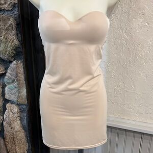 Maidenform Cream Strapless